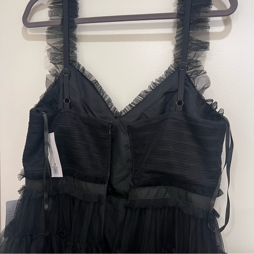 Betsy & Adam Tiered Ruffle Tulle Gown Black - Picture 6 of 12